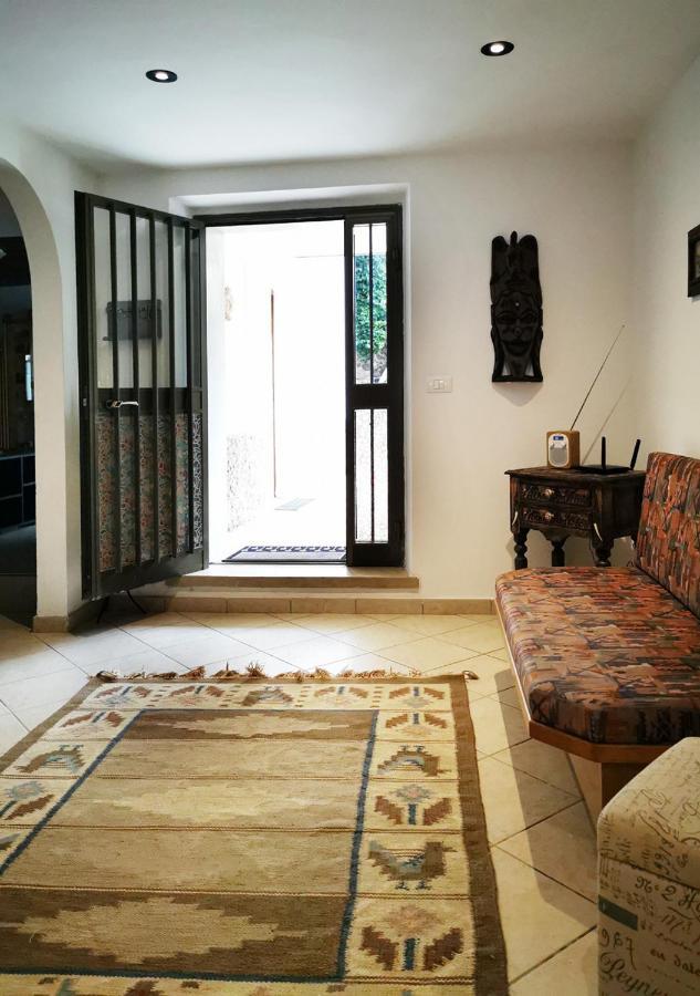 Villa Casa Rustica Con Giardino Caprino Veronese Esterno foto