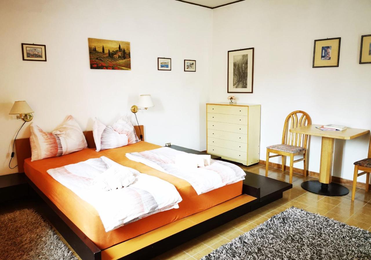 Villa Casa Rustica Con Giardino Caprino Veronese Esterno foto