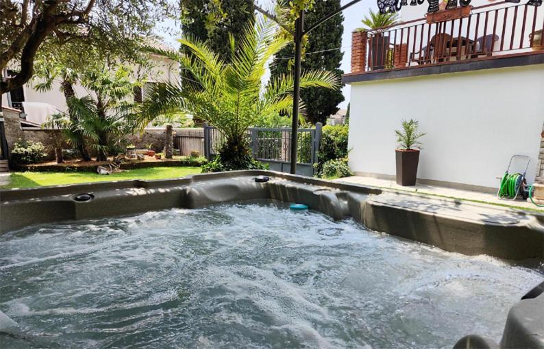Villa Casa Rustica Con Giardino Caprino Veronese Esterno foto